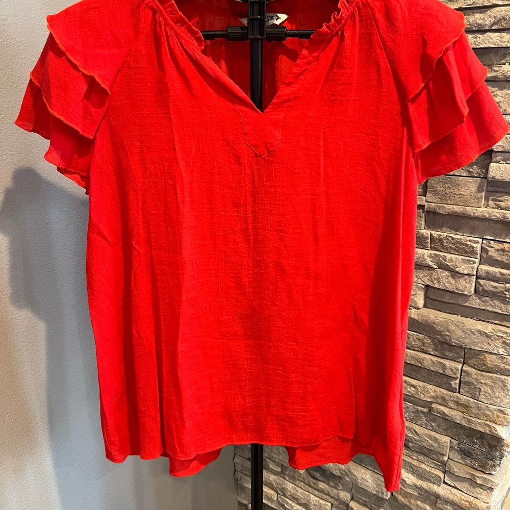 Nanette red short sleeve rayon / polyester blouse size large L